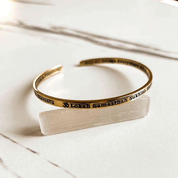 Happinez - Abonnement 1 an - 6 n° + le bracelet mantra*